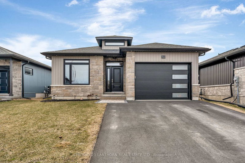 62 Hastings Park Dr, Belleville - Belleville Ward image-0-0