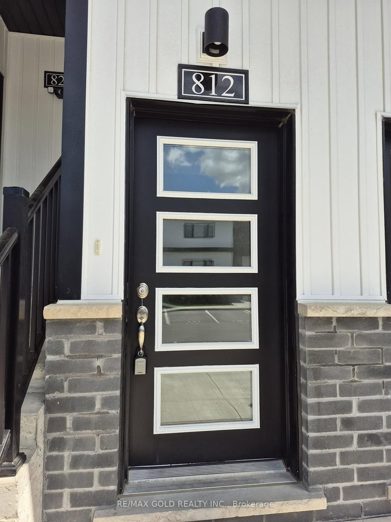 812 - 4263 Fourth Ave, Niagara Falls, L2E 0C2 | Image 3