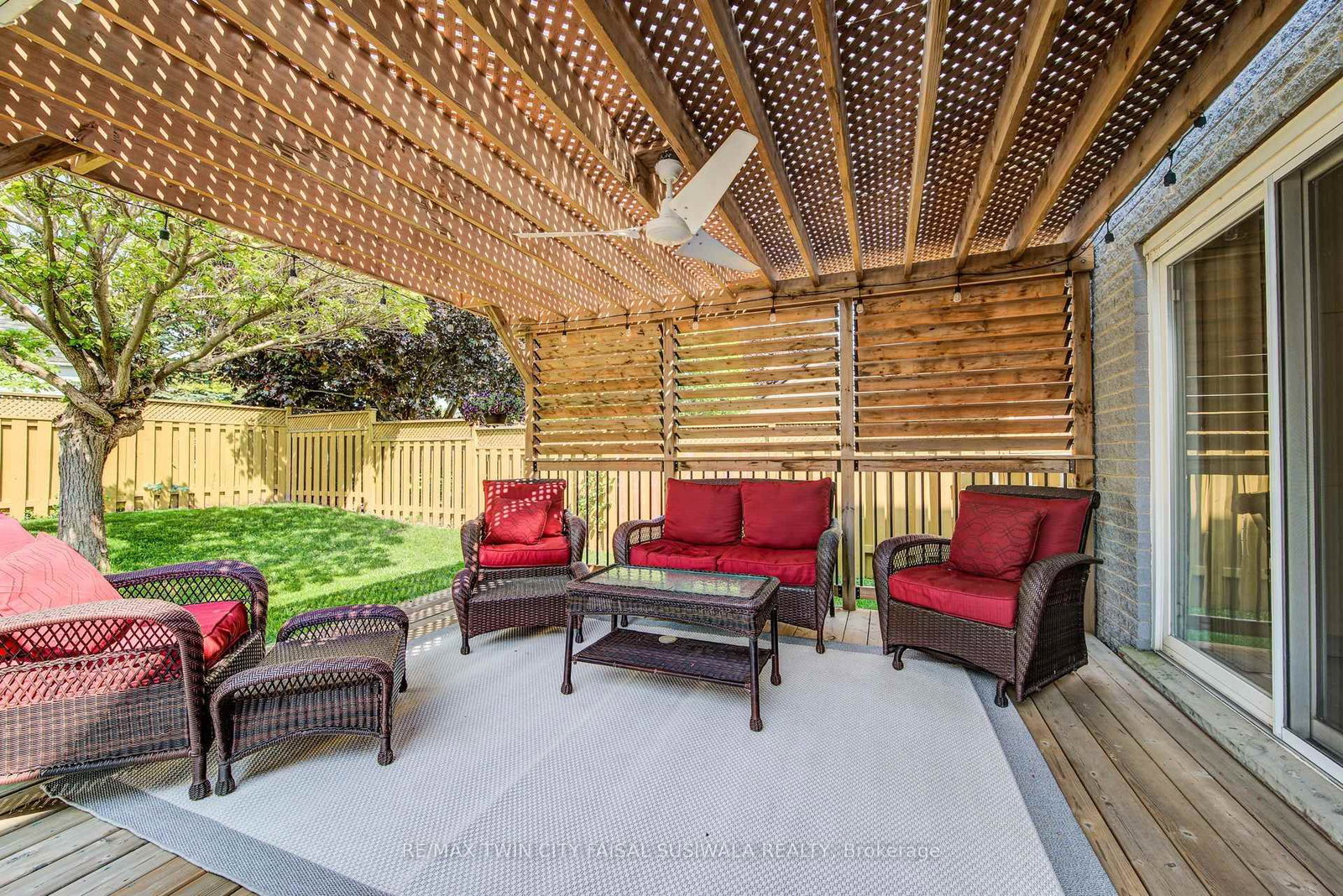 Listing Image 7