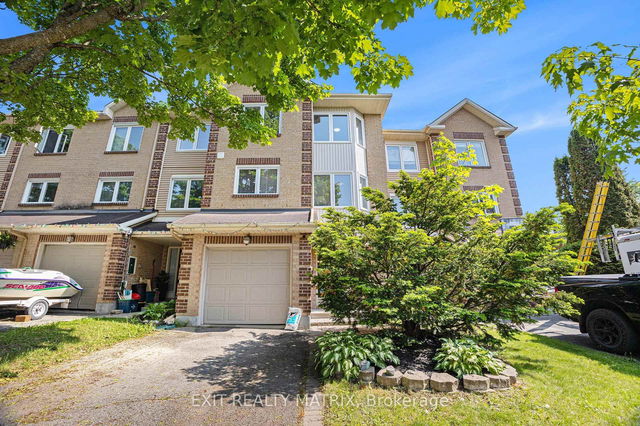 23 Weybridge Drive