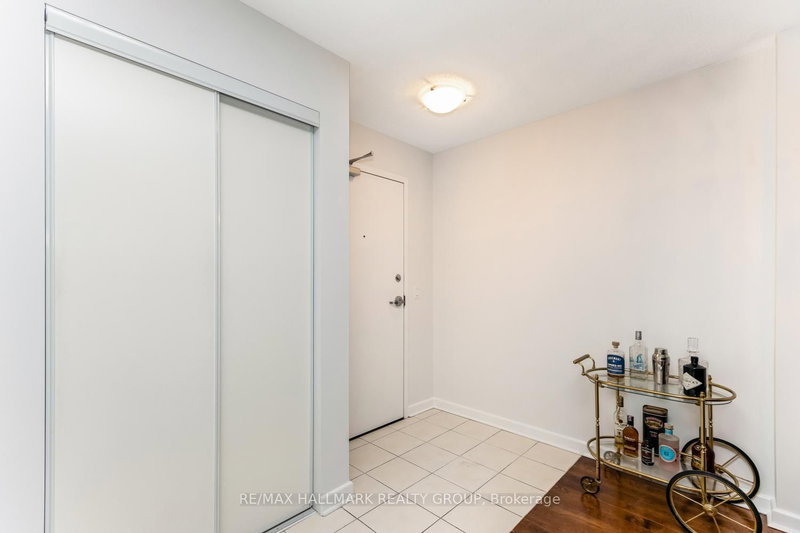 502 - 138 Somerset St W, Ottawa, K2P 0A3 | Image 3