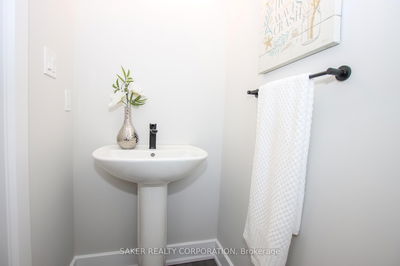 587 REGENT St, Strathroy-Caradoc - Mount Brydges image-0-3