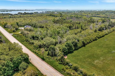 19487 Loyalist Pkwy, Prince Edward County - Hillier Ward image-0-3