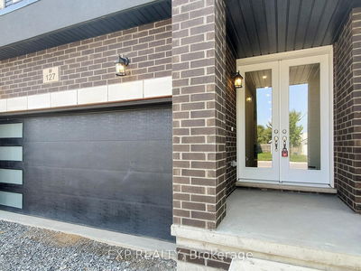 127 Laugher Ave, Welland - Lincoln/Crowland image-0-3