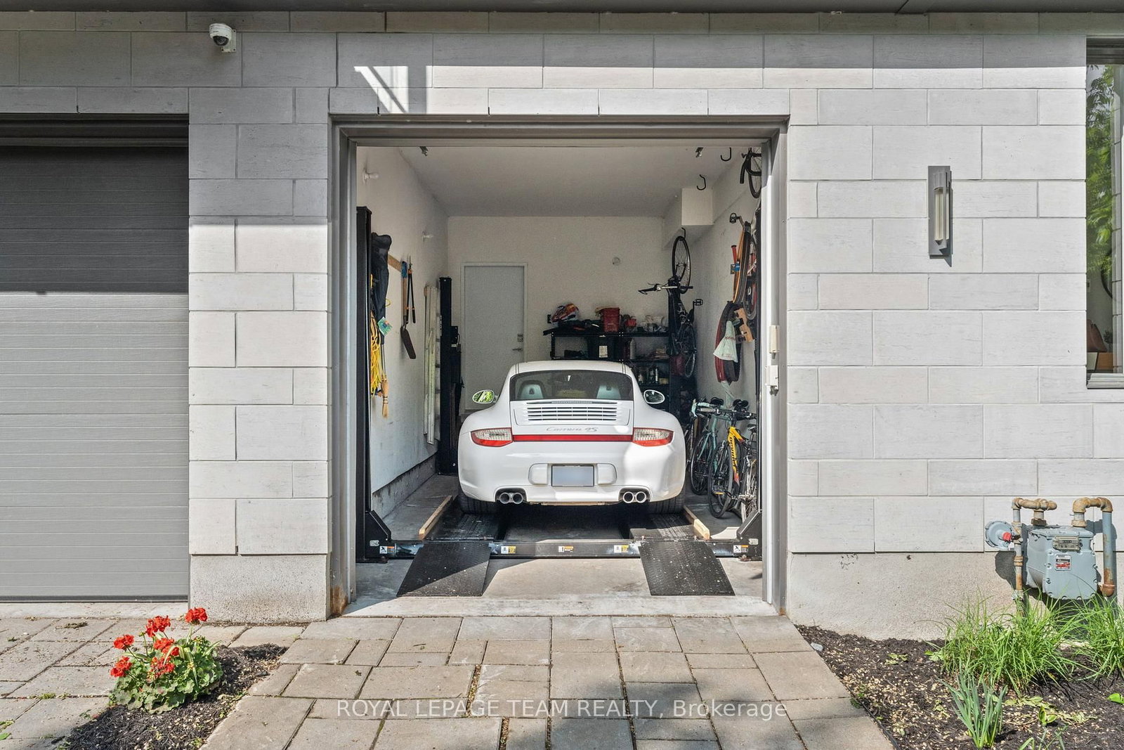 Listing Image 35