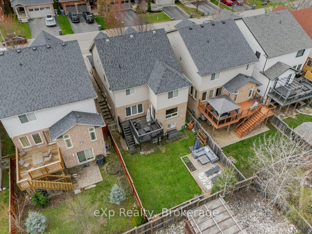 Listing Image 44