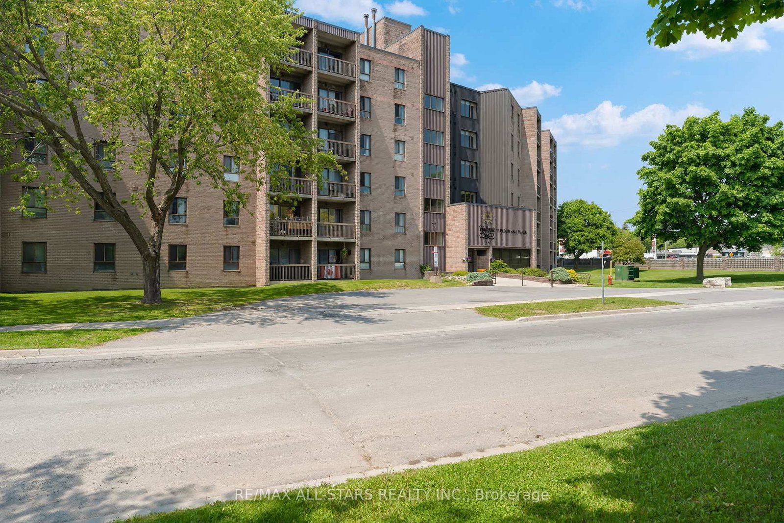 Listing Image 3