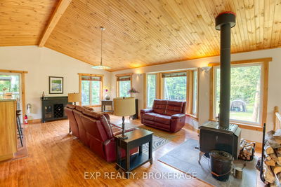 1191 Rock Lake Rd, Maberly - Frontenac Centre image-0-4