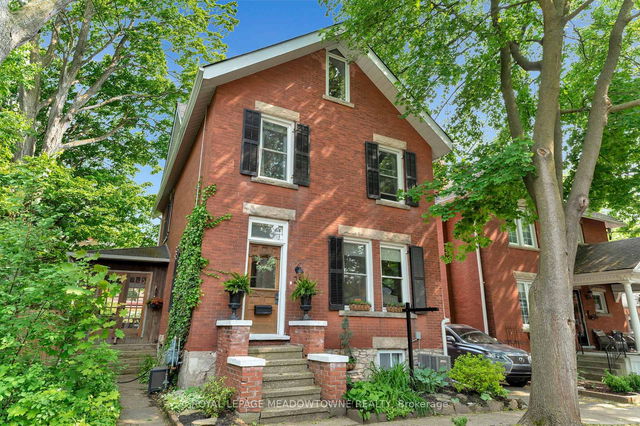 26 Edwin Street