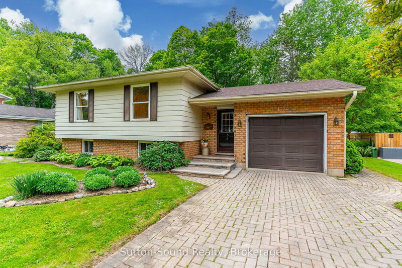 172 6th Ave, Owen Sound - Owen Sound image-0-0