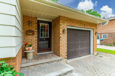 172 6th Ave, Owen Sound - Owen Sound image-0-3