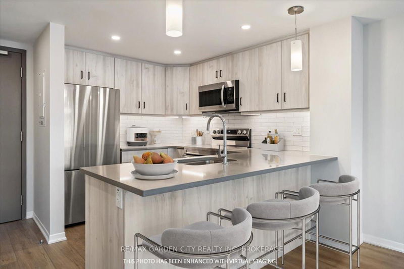 Unit 110 — 3998 Victoria Ave, Lincoln - Lincoln-Jordan/Vineland image-0-0