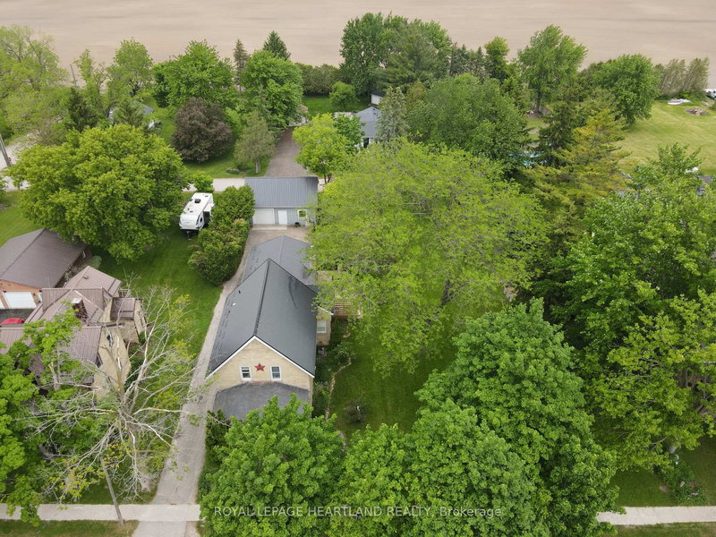 78 Victoria Ave E, South Huron, N0M 1M0 | Image 3