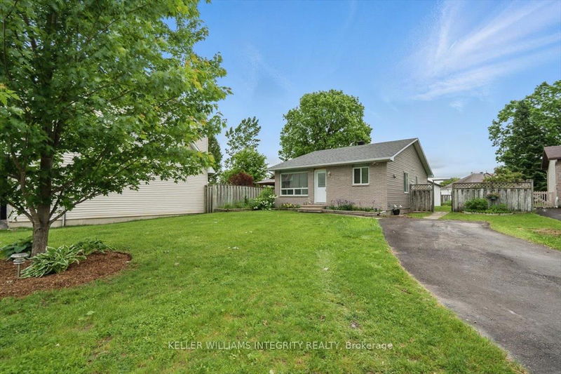 521 Robert St, Clarence-Rockland - Town of Rockland image-0-0