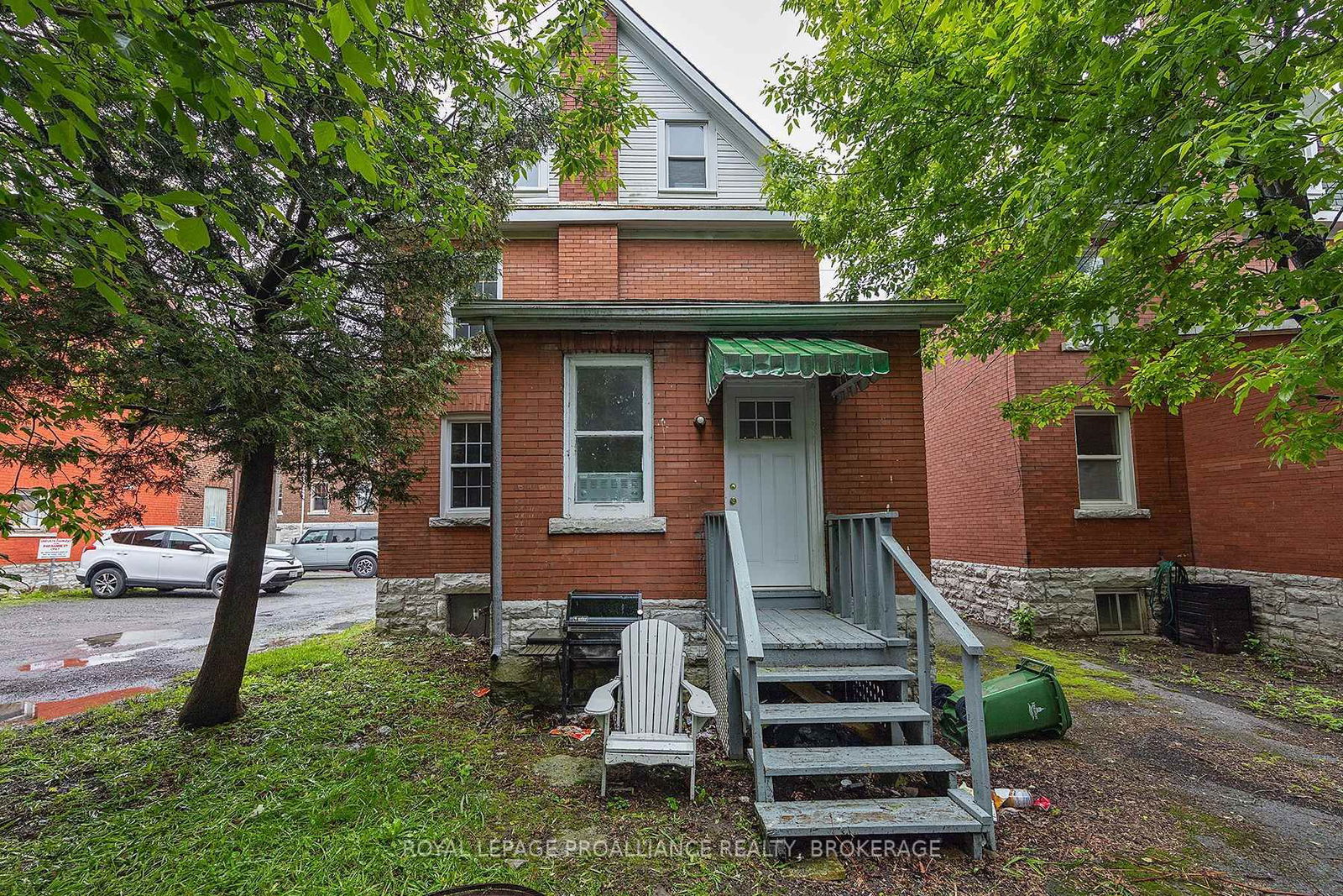 Listing photo 4