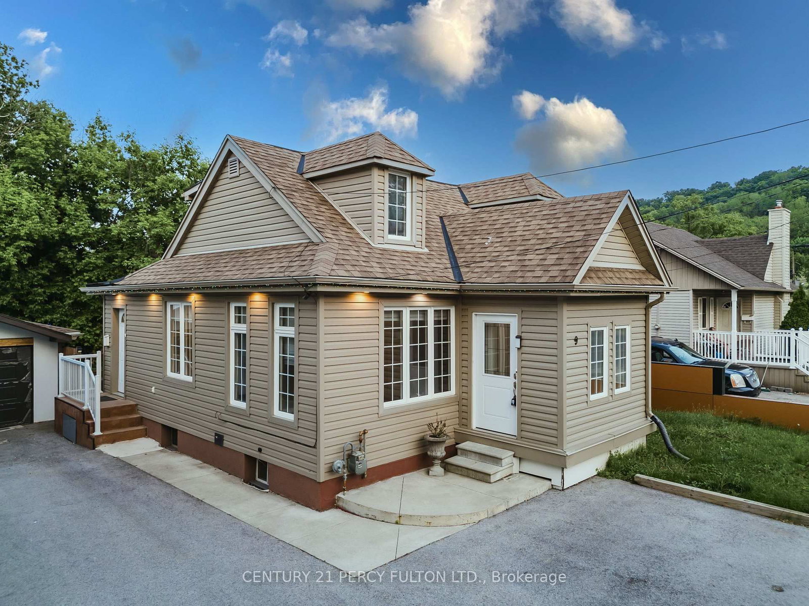 Listing Image 7