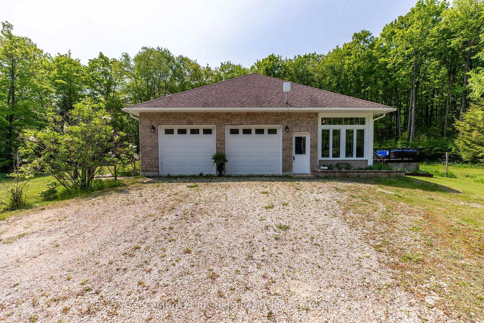Listing Image 44