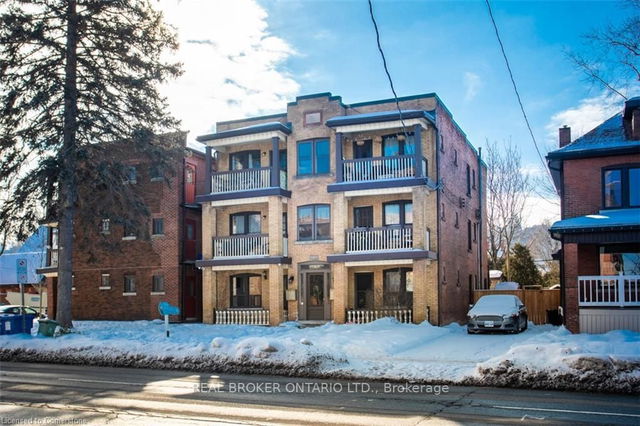 3 - 479 Aberdeen Avenue