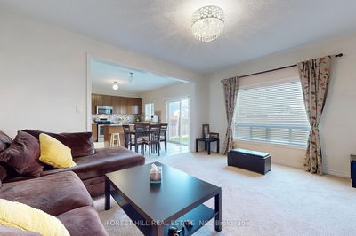 513 Davis Dr, Shelburne - Shelburne image-0-4