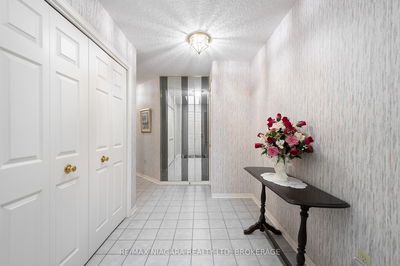 Unit 2 — 10 ELDERWOOD Dr, St. Catharines - Grapeview image-0-1