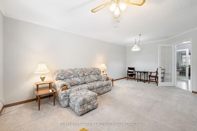 Unit 2 — 10 ELDERWOOD Dr, St. Catharines - Grapeview image-0-4