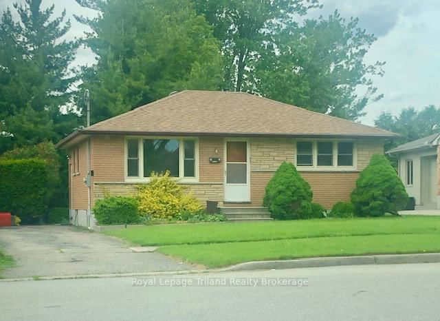 1013 Sovereign Road