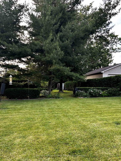1013 Sovereign Rd, Woodstock - North image-0-1