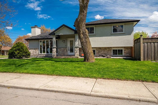 3 Banff Drive