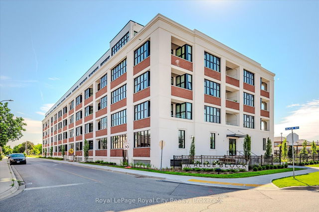 522 - 120 Huron Street