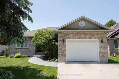 482 Riverview Dr, Strathroy-Caradoc - NE