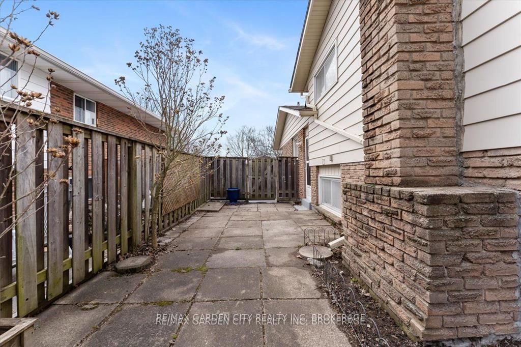 Listing Image 22