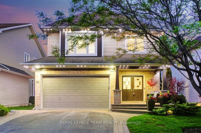 121 Bandelier Way