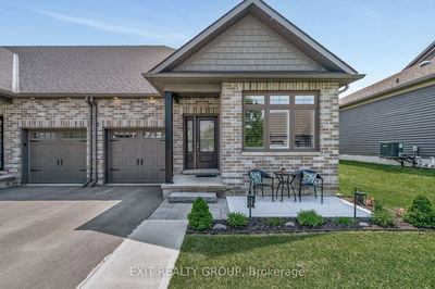 40 Curtis St, Prince Edward County - Picton Ward image-0-3