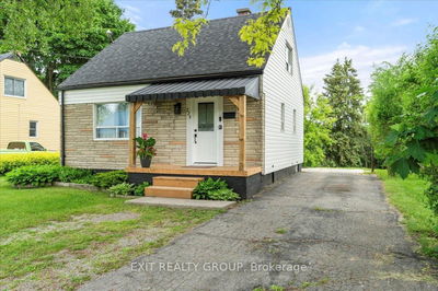 220 Pine St, Belleville - 