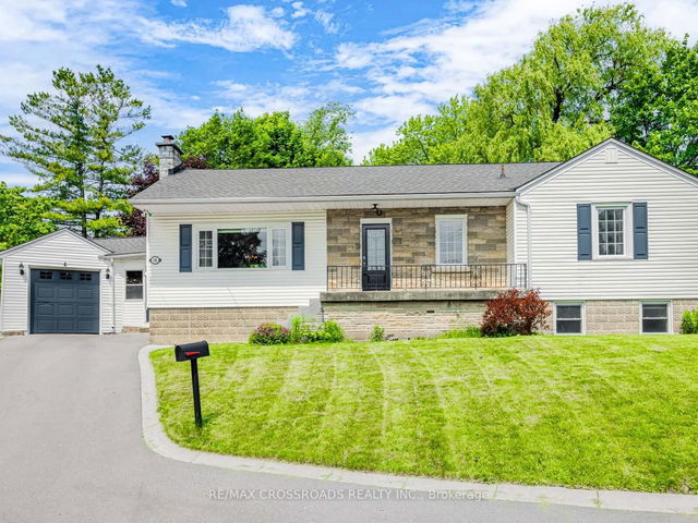 18 Underhill Avenue