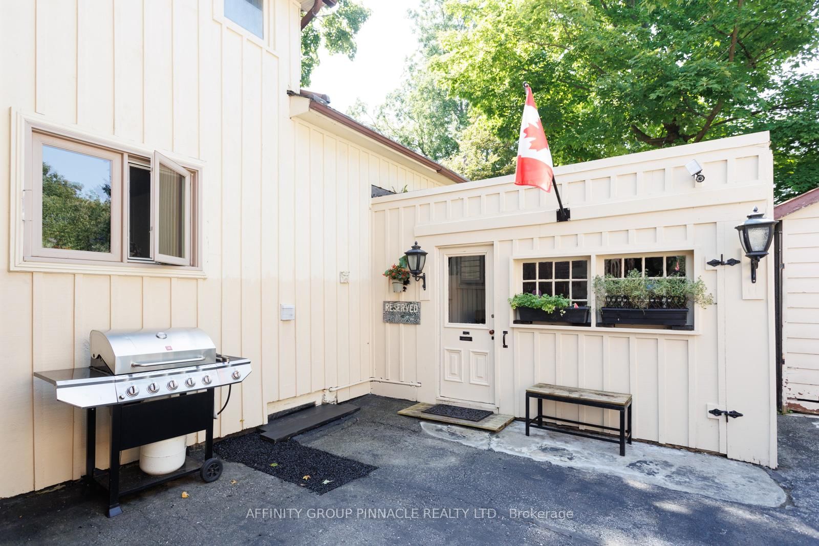 Listing Image 47