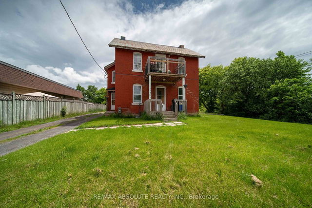 1235 Ste Marie Street