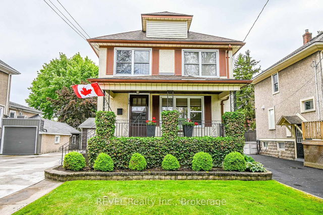 298 Stanley Street