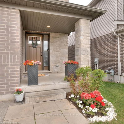 Unit 45 — 135 Hardcastle Dr, Cambridge -  image-0-2
