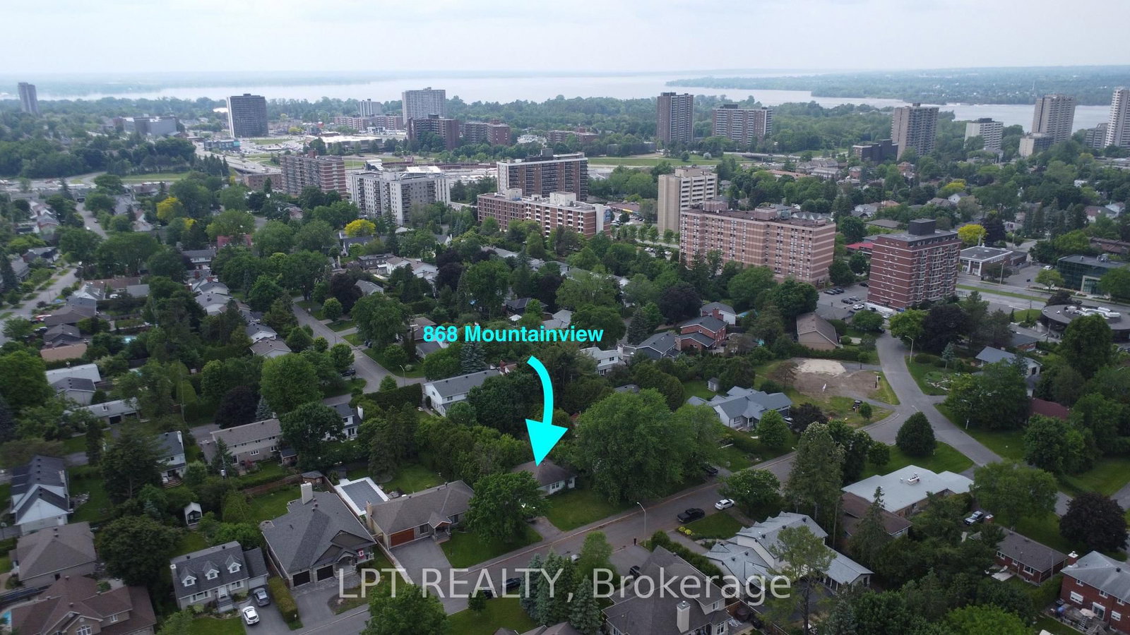 Detached House for sale at 868 Mountainview Avenue, Ottawa, Ontario, K2B 5G2 - Whitehaven - MLS: X12202668