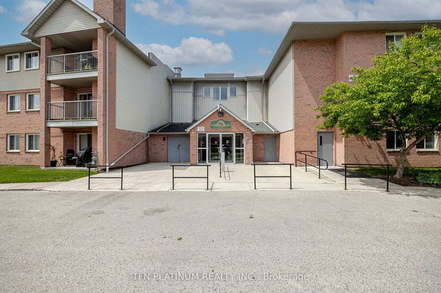 82 - 136 Conway Drive