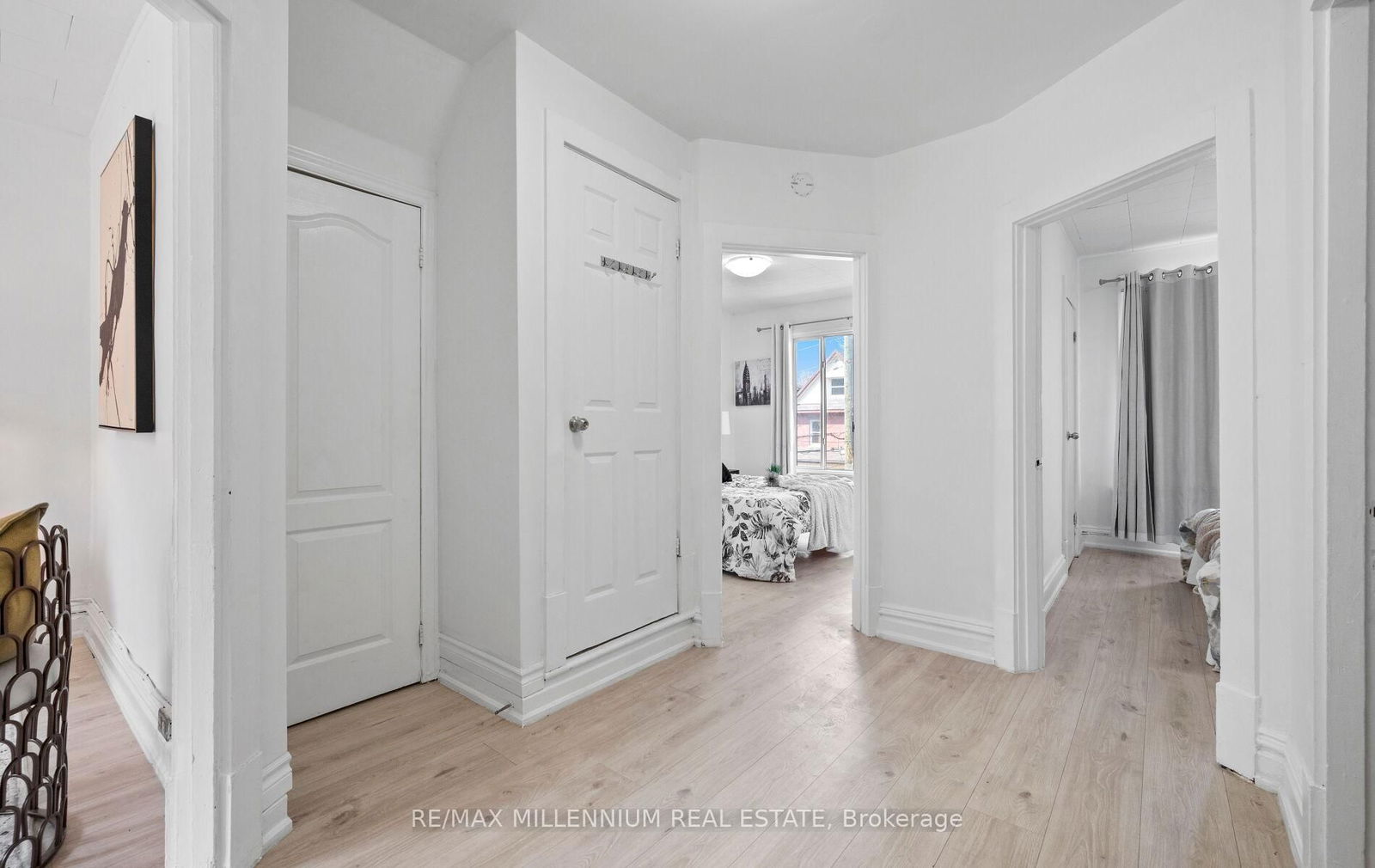 Detached House for sale at 10 Rutherford Avenue, Hamilton, St. Clair, L8M 1Y3 - MLS: X12202695