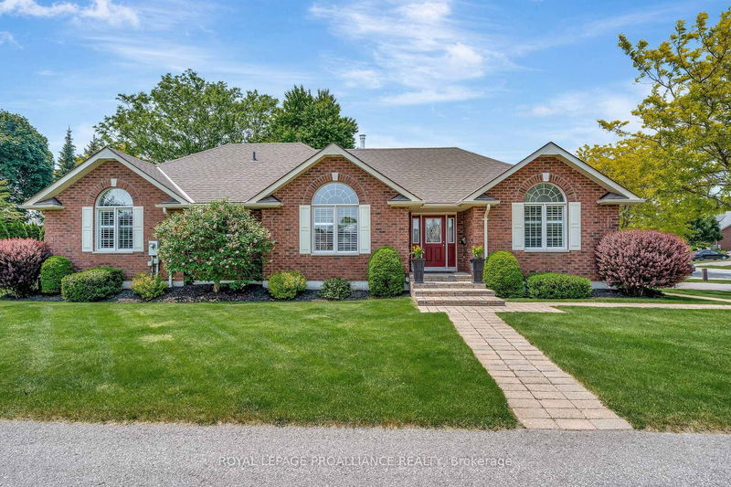 3 Hazel Crt, Belleville - Belleville Ward image-0-0