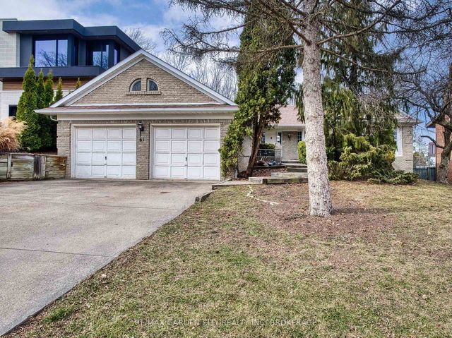 61 TREMONT Drive