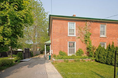 275 Charles St, Belleville - Belleville Ward image-0-1