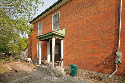 275 Charles St, Belleville - Belleville Ward image-0-3