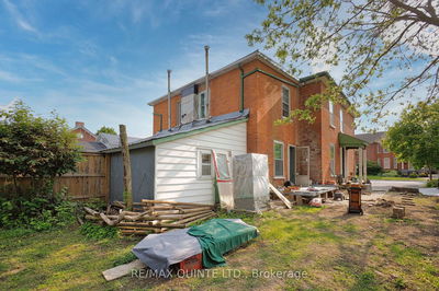 275 Charles St, Belleville - Belleville Ward image-0-4