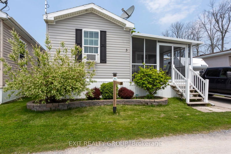 3 Dale Ave, Prince Edward County - Hillier Ward image-0-0