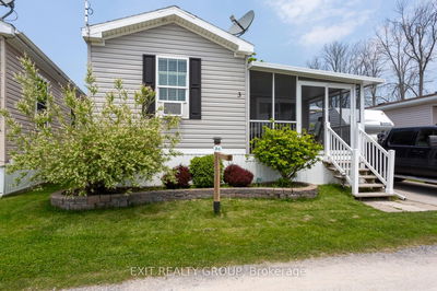 3 Dale Ave, Prince Edward County - Hillier Ward
