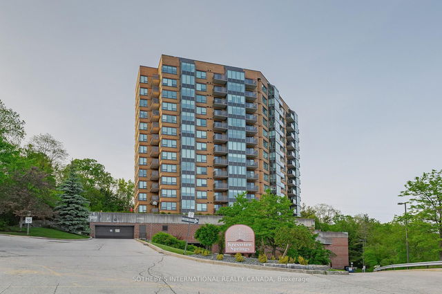 1003 - 237 King Street